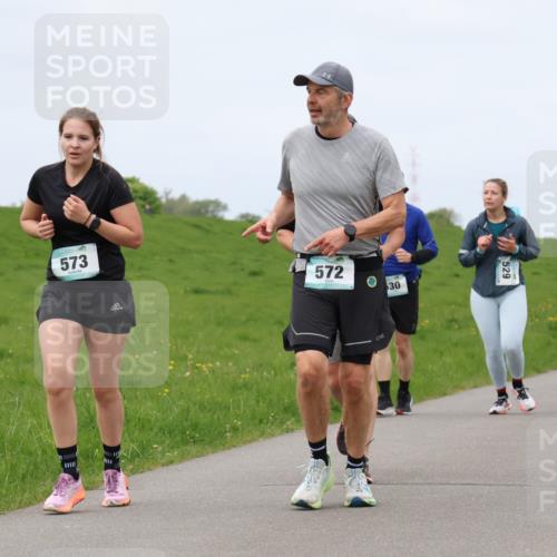 04.05.2025 - 8. Wedeler Halbmarathon Lena Gebhardt http://msf.ph/oto/7840446 04.05.2025 11:48:38 Laufen 573, 572, 30, 529, 943 meine-sportfotos.de