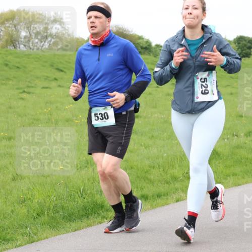 04.05.2025 - 8. Wedeler Halbmarathon Lena Gebhardt http://msf.ph/oto/7840491 04.05.2025 11:48:44 Laufen 530, 529 meine-sportfotos.de