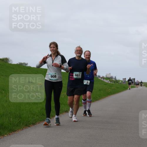 04.05.2025 - 8. Wedeler Halbmarathon Yannick Fuchs http://msf.ph/oto/7840506 04.05.2025 11:47:51 Laufen 908, 661, 518 meine-sportfotos.de