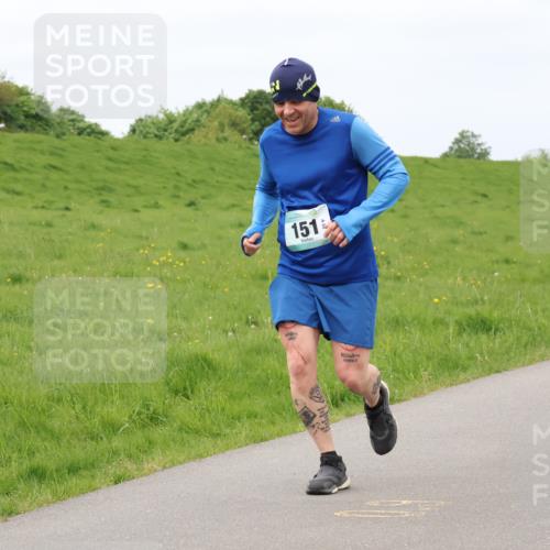 04.05.2025 - 8. Wedeler Halbmarathon Lena Gebhardt http://msf.ph/oto/7840530 04.05.2025 11:48:54 Laufen 151 meine-sportfotos.de