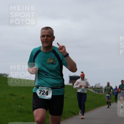 04.05.2025 - 8. Wedeler Halbmarathon Yannick Fuchs http://msf.ph/oto/7840532 04.05.2025 11:27:10 Laufen 2014, 724, 864 meine-sportfotos.de