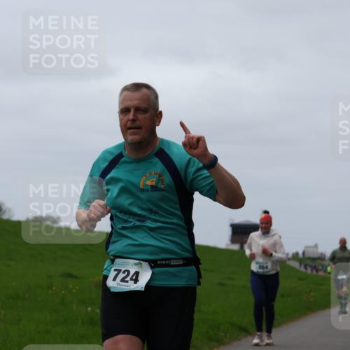 04.05.2025 - 8. Wedeler Halbmarathon Yannick Fuchs http://msf.ph/oto/7840541 04.05.2025 11:27:10 Laufen 724, 2014, 864 meine-sportfotos.de