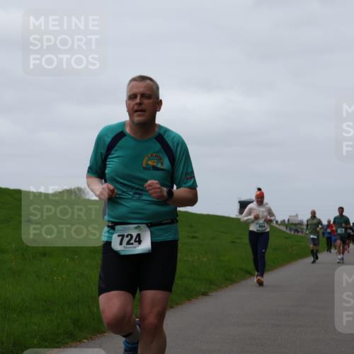 04.05.2025 - 8. Wedeler Halbmarathon Yannick Fuchs http://msf.ph/oto/7840567 04.05.2025 11:27:11 Laufen 724, 2014, 864 meine-sportfotos.de