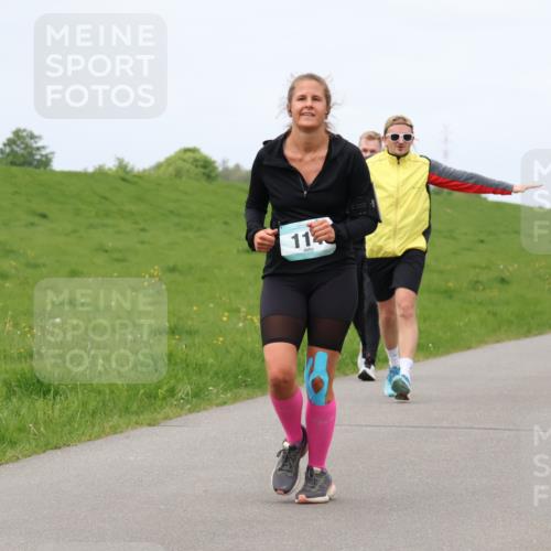 04.05.2025 - 8. Wedeler Halbmarathon Lena Gebhardt http://msf.ph/oto/7840585 04.05.2025 11:49:16 Laufen 11 meine-sportfotos.de