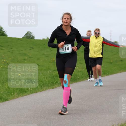 04.05.2025 - 8. Wedeler Halbmarathon Lena Gebhardt http://msf.ph/oto/7840593 04.05.2025 11:49:17 Laufen 114 meine-sportfotos.de
