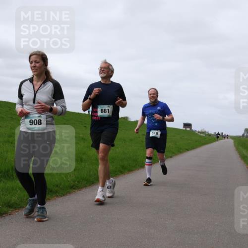 04.05.2025 - 8. Wedeler Halbmarathon Yannick Fuchs http://msf.ph/oto/7840617 04.05.2025 11:47:53 Laufen 908, 661, 518 meine-sportfotos.de