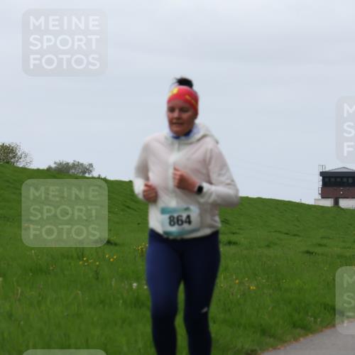 04.05.2025 - 8. Wedeler Halbmarathon Yannick Fuchs http://msf.ph/oto/7840625 04.05.2025 11:27:15 Laufen 864 meine-sportfotos.de