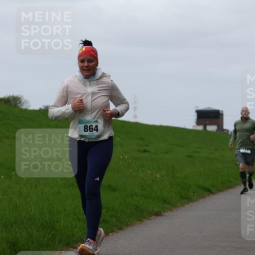 04.05.2025 - 8. Wedeler Halbmarathon Yannick Fuchs http://msf.ph/oto/7840636 04.05.2025 11:27:15 Laufen 864, 199 meine-sportfotos.de