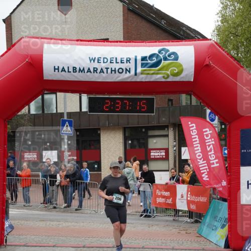 04.05.2025 - 8. Wedeler Halbmarathon Felixshl http://msf.ph/oto/7840662 04.05.2025 12:37:13 Ziel 206 meine-sportfotos.de