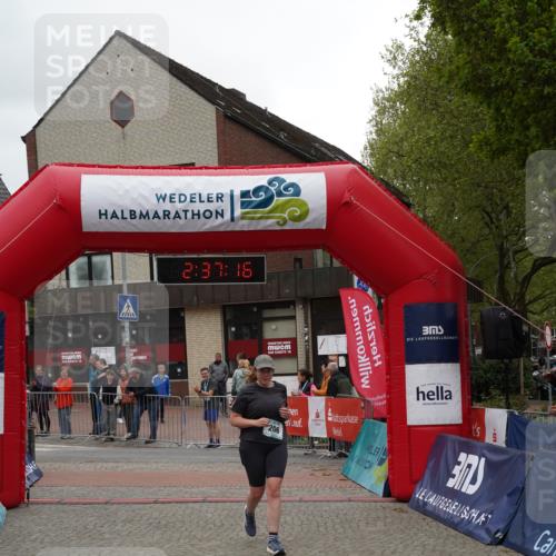 04.05.2025 - 8. Wedeler Halbmarathon Felixshl http://msf.ph/oto/7840684 04.05.2025 12:37:14 Ziel 206 meine-sportfotos.de
