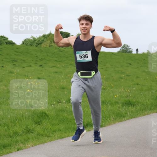 04.05.2025 - 8. Wedeler Halbmarathon Lena Gebhardt http://msf.ph/oto/7840685 04.05.2025 11:49:45 Laufen 536, 506 meine-sportfotos.de