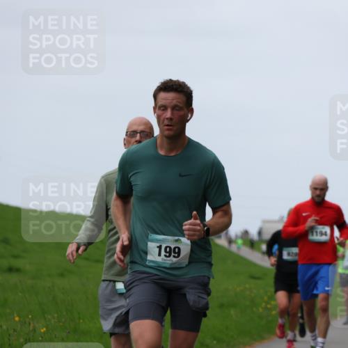 04.05.2025 - 8. Wedeler Halbmarathon Yannick Fuchs http://msf.ph/oto/7840710 04.05.2025 11:27:19 Laufen 199, 9299, 1194 meine-sportfotos.de