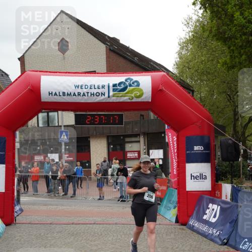 04.05.2025 - 8. Wedeler Halbmarathon Felixshl http://msf.ph/oto/7840724 04.05.2025 12:37:15 Ziel 206 meine-sportfotos.de