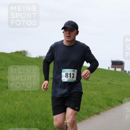 04.05.2025 - 8. Wedeler Halbmarathon Yannick Fuchs http://msf.ph/oto/7840773 04.05.2025 11:48:16 Laufen 23, 813 meine-sportfotos.de