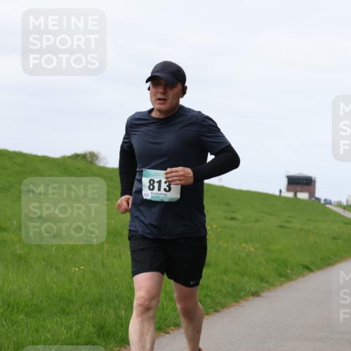 04.05.2025 - 8. Wedeler Halbmarathon Yannick Fuchs http://msf.ph/oto/7840783 04.05.2025 11:48:16 Laufen 813, 823 meine-sportfotos.de