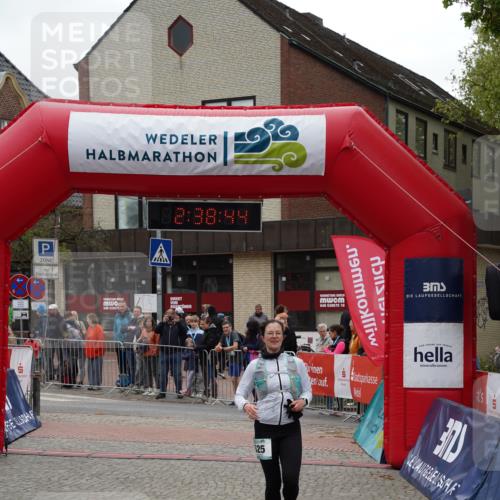 04.05.2025 - 8. Wedeler Halbmarathon Felixshl http://msf.ph/oto/7840812 04.05.2025 12:38:42 Ziel 525 meine-sportfotos.de