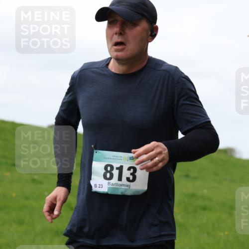 04.05.2025 - 8. Wedeler Halbmarathon Yannick Fuchs http://msf.ph/oto/7840820 04.05.2025 11:48:18 Laufen 23, 813 meine-sportfotos.de