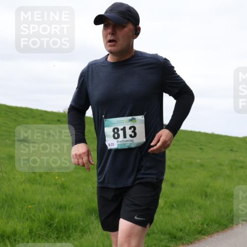 04.05.2025 - 8. Wedeler Halbmarathon Yannick Fuchs http://msf.ph/oto/7840840 04.05.2025 11:48:18 Laufen 23, 856, 813 meine-sportfotos.de