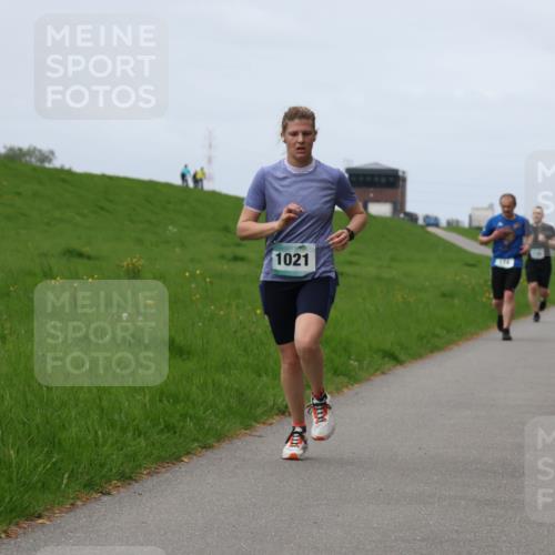 04.05.2025 - 8. Wedeler Halbmarathon Yannick Fuchs http://msf.ph/oto/7840912 04.05.2025 11:48:31 Laufen 1021 meine-sportfotos.de