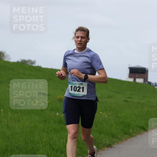 04.05.2025 - 8. Wedeler Halbmarathon Yannick Fuchs http://msf.ph/oto/7840921 04.05.2025 11:48:32 Laufen 1021 meine-sportfotos.de