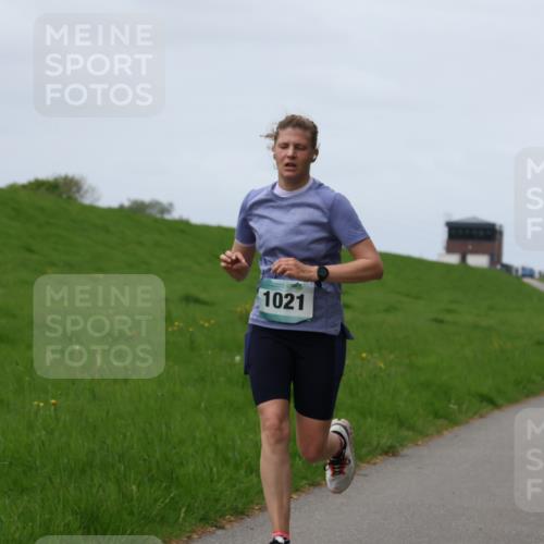 04.05.2025 - 8. Wedeler Halbmarathon Yannick Fuchs http://msf.ph/oto/7840924 04.05.2025 11:48:32 Laufen 1021 meine-sportfotos.de