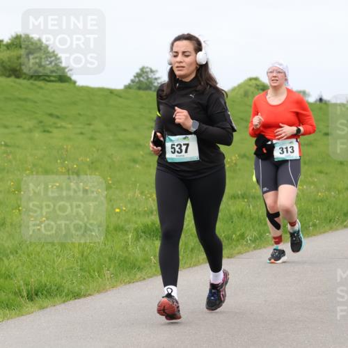 04.05.2025 - 8. Wedeler Halbmarathon Lena Gebhardt http://msf.ph/oto/7840968 04.05.2025 11:52:00 Laufen 537, 313 meine-sportfotos.de