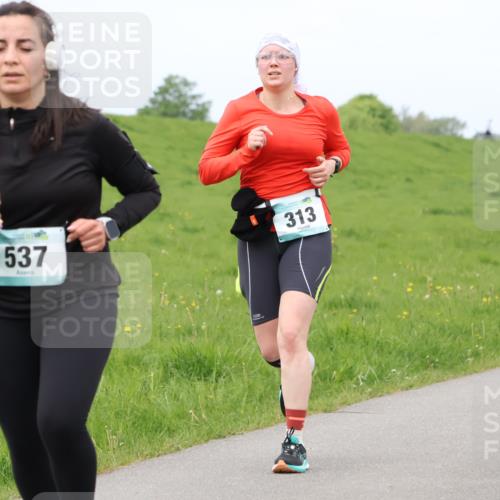 04.05.2025 - 8. Wedeler Halbmarathon Lena Gebhardt http://msf.ph/oto/7840970 04.05.2025 11:52:01 Laufen 537, 313 meine-sportfotos.de