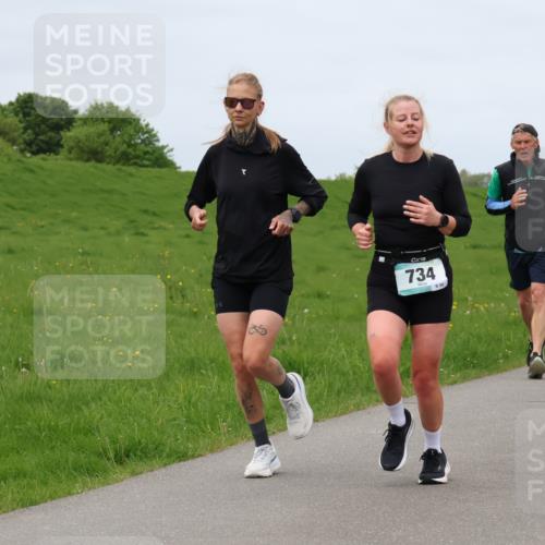 04.05.2025 - 8. Wedeler Halbmarathon Lena Gebhardt http://msf.ph/oto/7840996 04.05.2025 11:52:14 Laufen 734, 146 meine-sportfotos.de