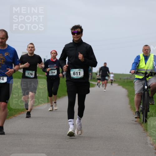 04.05.2025 - 8. Wedeler Halbmarathon Yannick Fuchs http://msf.ph/oto/7841005 04.05.2025 11:48:36 Laufen 384, 176, 611, 174 meine-sportfotos.de