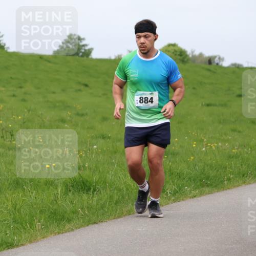 04.05.2025 - 8. Wedeler Halbmarathon Lena Gebhardt http://msf.ph/oto/7841042 04.05.2025 11:52:45 Laufen 884 meine-sportfotos.de