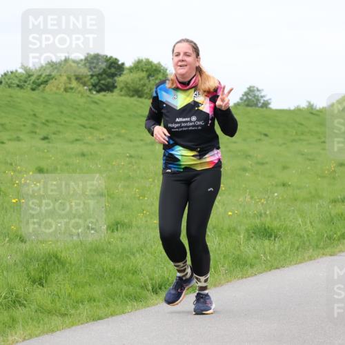 04.05.2025 - 8. Wedeler Halbmarathon Lena Gebhardt http://msf.ph/oto/7841169 04.05.2025 11:53:53 Laufen  meine-sportfotos.de