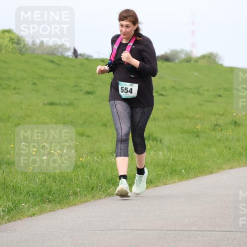 04.05.2025 - 8. Wedeler Halbmarathon Lena Gebhardt http://msf.ph/oto/7841205 04.05.2025 11:54:10 Laufen 554 meine-sportfotos.de