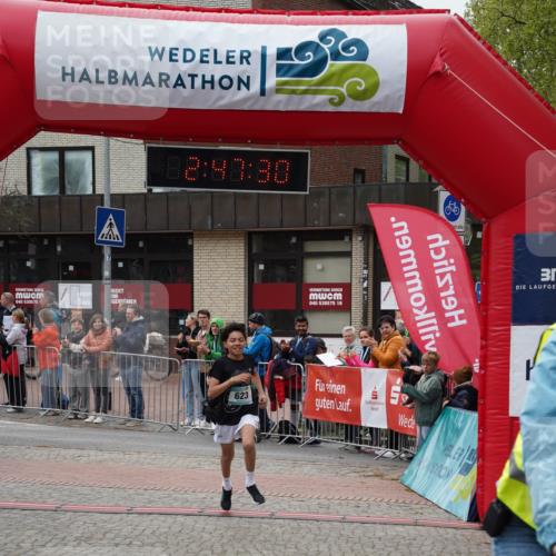 04.05.2025 - 8. Wedeler Halbmarathon Felixshl http://msf.ph/oto/7841231 04.05.2025 12:47:28 Ziel 623 meine-sportfotos.de