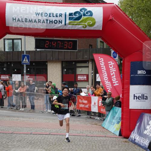 04.05.2025 - 8. Wedeler Halbmarathon Felixshl http://msf.ph/oto/7841238 04.05.2025 12:47:28 Ziel 623 meine-sportfotos.de