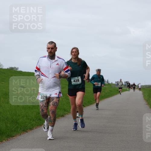 04.05.2025 - 8. Wedeler Halbmarathon Yannick Fuchs http://msf.ph/oto/7841263 04.05.2025 11:48:59 Laufen 326, 1312, 428, 25 meine-sportfotos.de