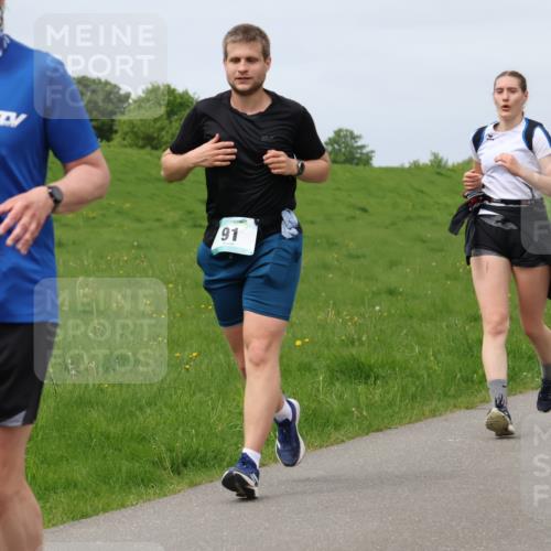 04.05.2025 - 8. Wedeler Halbmarathon Lena Gebhardt http://msf.ph/oto/7841276 04.05.2025 11:54:43 Laufen 469, 91 meine-sportfotos.de