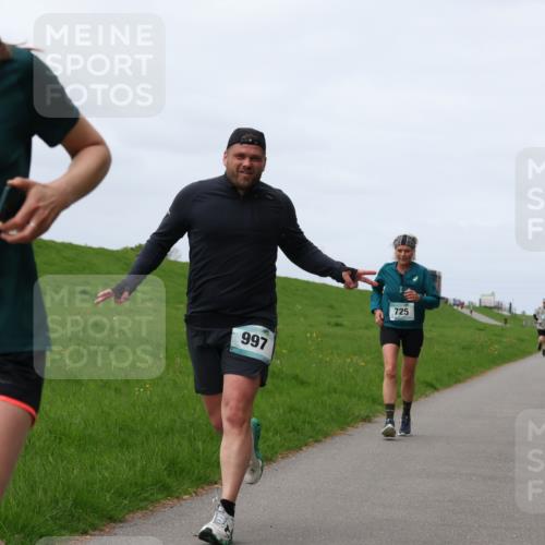 04.05.2025 - 8. Wedeler Halbmarathon Yannick Fuchs http://msf.ph/oto/7841316 04.05.2025 11:49:02 Laufen 428, 997, 725 meine-sportfotos.de