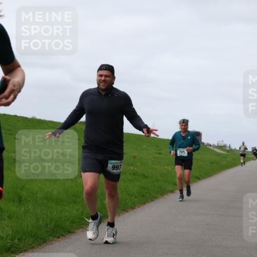 04.05.2025 - 8. Wedeler Halbmarathon Yannick Fuchs http://msf.ph/oto/7841324 04.05.2025 11:49:03 Laufen 428, 997, 725 meine-sportfotos.de