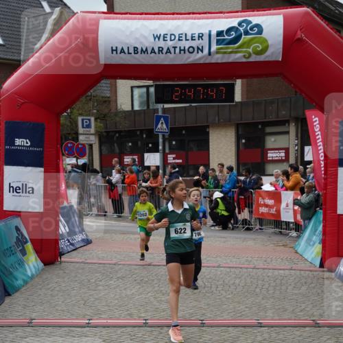 04.05.2025 - 8. Wedeler Halbmarathon Felixshl http://msf.ph/oto/7841338 04.05.2025 12:47:45 Ziel 622, 708, 1202 meine-sportfotos.de
