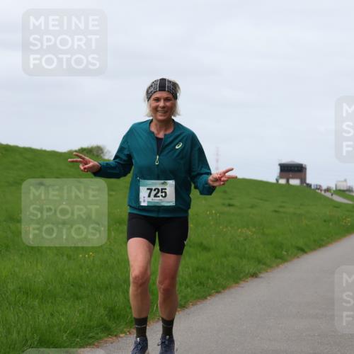 04.05.2025 - 8. Wedeler Halbmarathon Yannick Fuchs http://msf.ph/oto/7841384 04.05.2025 11:49:05 Laufen 725 meine-sportfotos.de