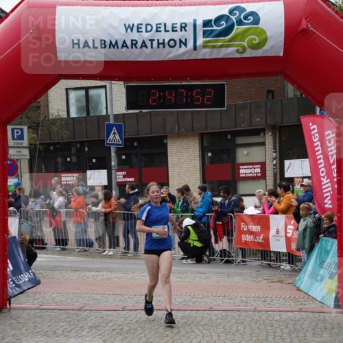 04.05.2025 - 8. Wedeler Halbmarathon Felixshl http://msf.ph/oto/7841427 04.05.2025 12:47:50 Ziel 622, 708, 942, 1202 meine-sportfotos.de