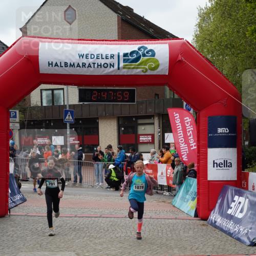 04.05.2025 - 8. Wedeler Halbmarathon Felixshl http://msf.ph/oto/7841499 04.05.2025 12:47:57 Ziel 707, 791, 898, 1078 meine-sportfotos.de