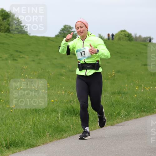 04.05.2025 - 8. Wedeler Halbmarathon Lena Gebhardt http://msf.ph/oto/7841509 04.05.2025 11:56:23 Laufen 17 meine-sportfotos.de