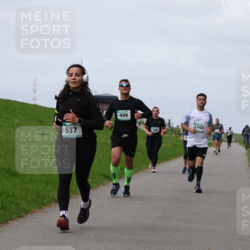 04.05.2025 - 8. Wedeler Halbmarathon Yannick Fuchs http://msf.ph/oto/7841586 04.05.2025 11:49:33 Laufen 537, 449, 162 meine-sportfotos.de