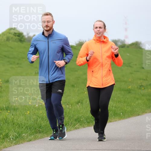 04.05.2025 - 8. Wedeler Halbmarathon Lena Gebhardt http://msf.ph/oto/7841612 04.05.2025 11:57:30 Laufen 896 meine-sportfotos.de