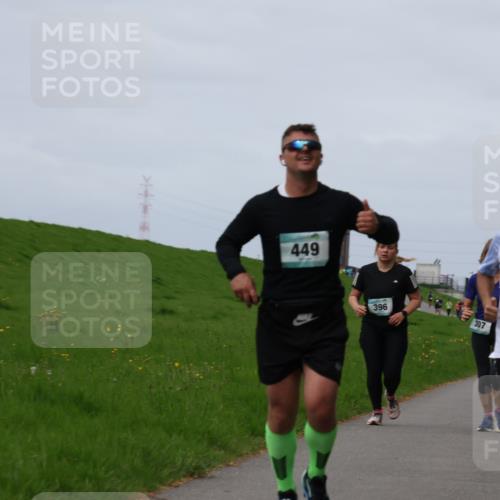 04.05.2025 - 8. Wedeler Halbmarathon Yannick Fuchs http://msf.ph/oto/7841630 04.05.2025 11:49:36 Laufen 449, 396, 307, 1162 meine-sportfotos.de