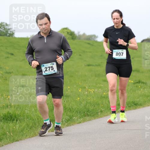 04.05.2025 - 8. Wedeler Halbmarathon Lena Gebhardt http://msf.ph/oto/7841646 04.05.2025 11:57:48 Laufen 275, 807 meine-sportfotos.de