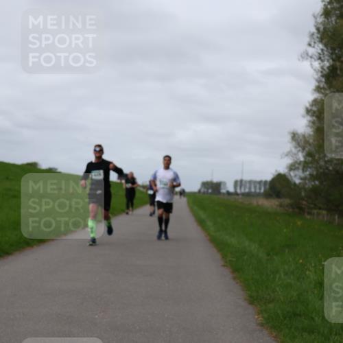 04.05.2025 - 8. Wedeler Halbmarathon Yannick Fuchs http://msf.ph/oto/7841653 04.05.2025 11:49:37 Laufen  meine-sportfotos.de