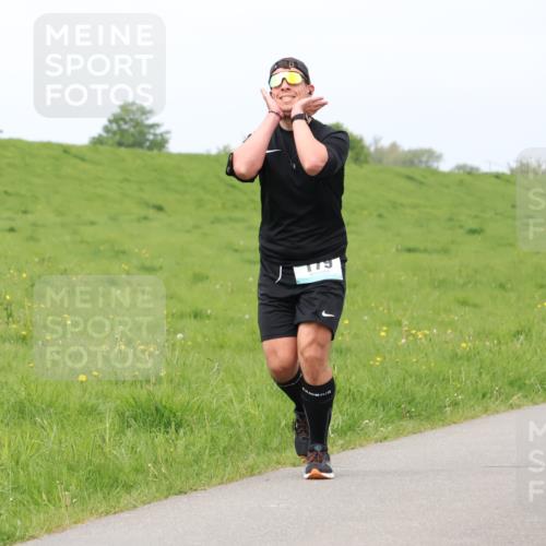 04.05.2025 - 8. Wedeler Halbmarathon Lena Gebhardt http://msf.ph/oto/7841660 04.05.2025 11:57:59 Laufen 179 meine-sportfotos.de