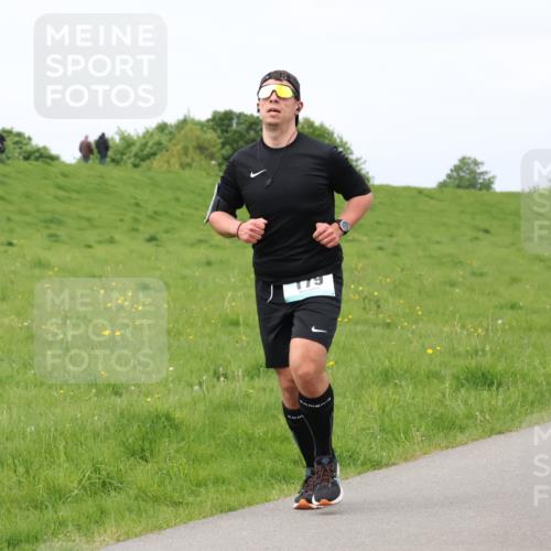 04.05.2025 - 8. Wedeler Halbmarathon Lena Gebhardt http://msf.ph/oto/7841672 04.05.2025 11:58:01 Laufen 179 meine-sportfotos.de